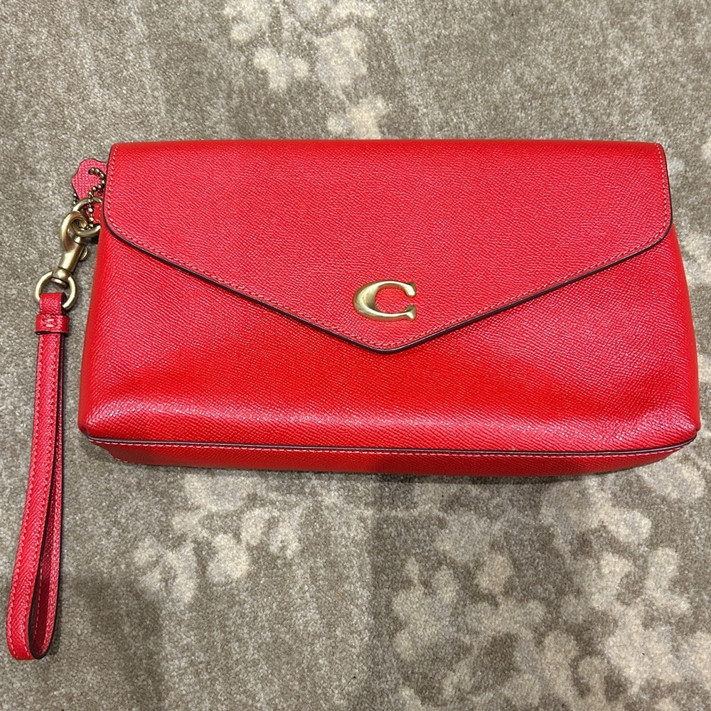 Coach Wyn Clutch Red